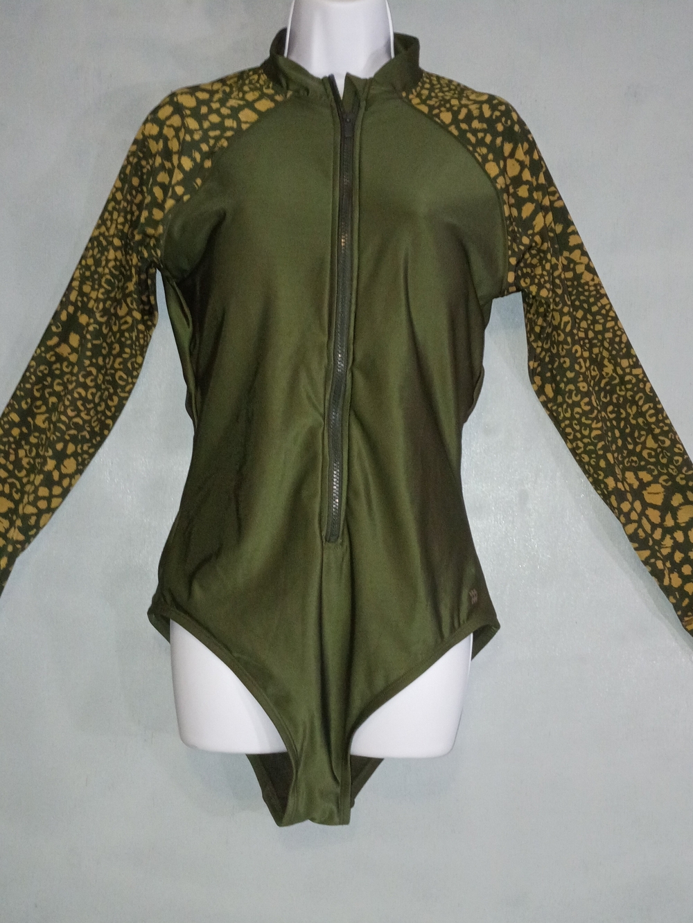 Women’s Olive Green Long-Sleeve Zip Front Swim Top
